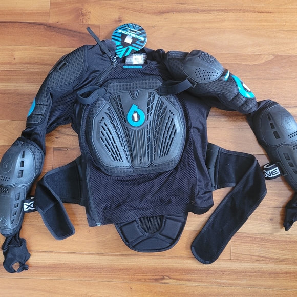 SIX SIX ONE Vapor Pressure Suit New W Tags - Picture 4 of 4